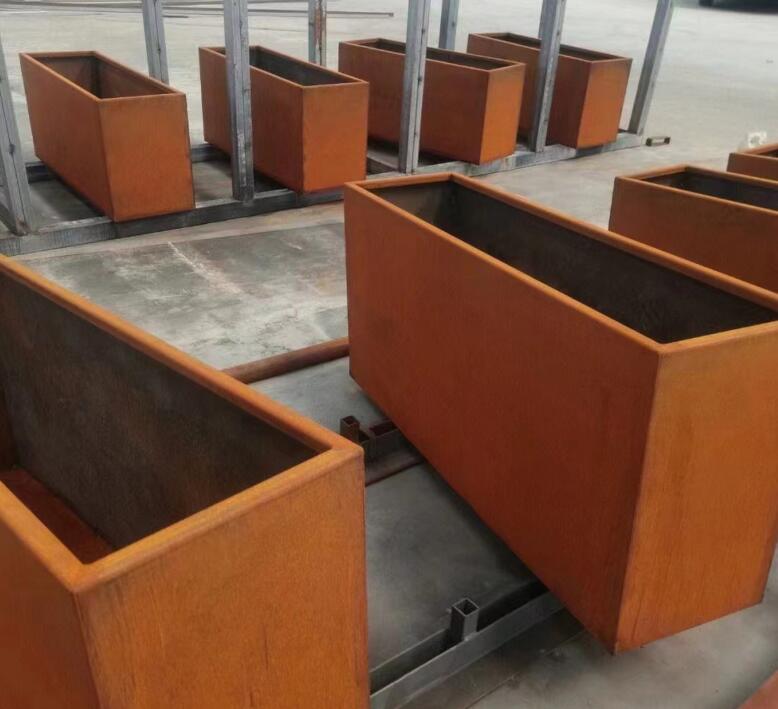 班玛耐候钢花箱